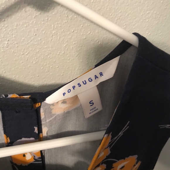 POPSUGAR Blue Flower Sleeveless Button Top Size S - Picture 2 of 3